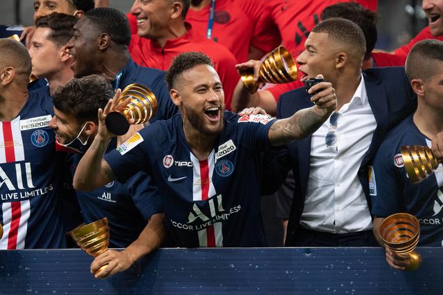 世界杯夺冠赔率:西英法争霸 南美双雄跌出三甲