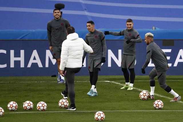 东契奇再三双独行侠胜活塞 KD45分太阳负绿军