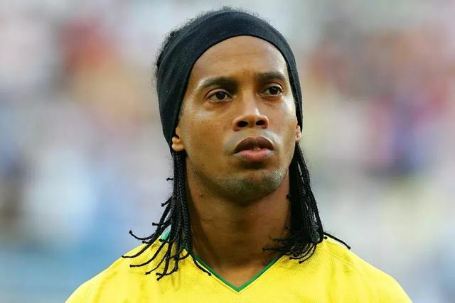 余嘉豪17+12吴前15分 浙江大胜上海3-2进四强