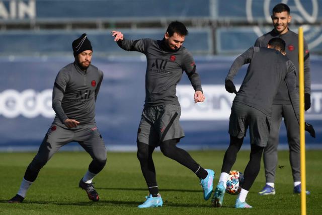 杜兰特11分太阳负雄鹿 阿德巴约三分绝杀活塞